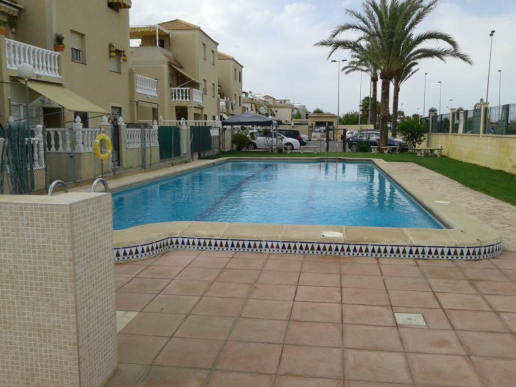 Apartement à La Mata Torrevieja Extérieur photo