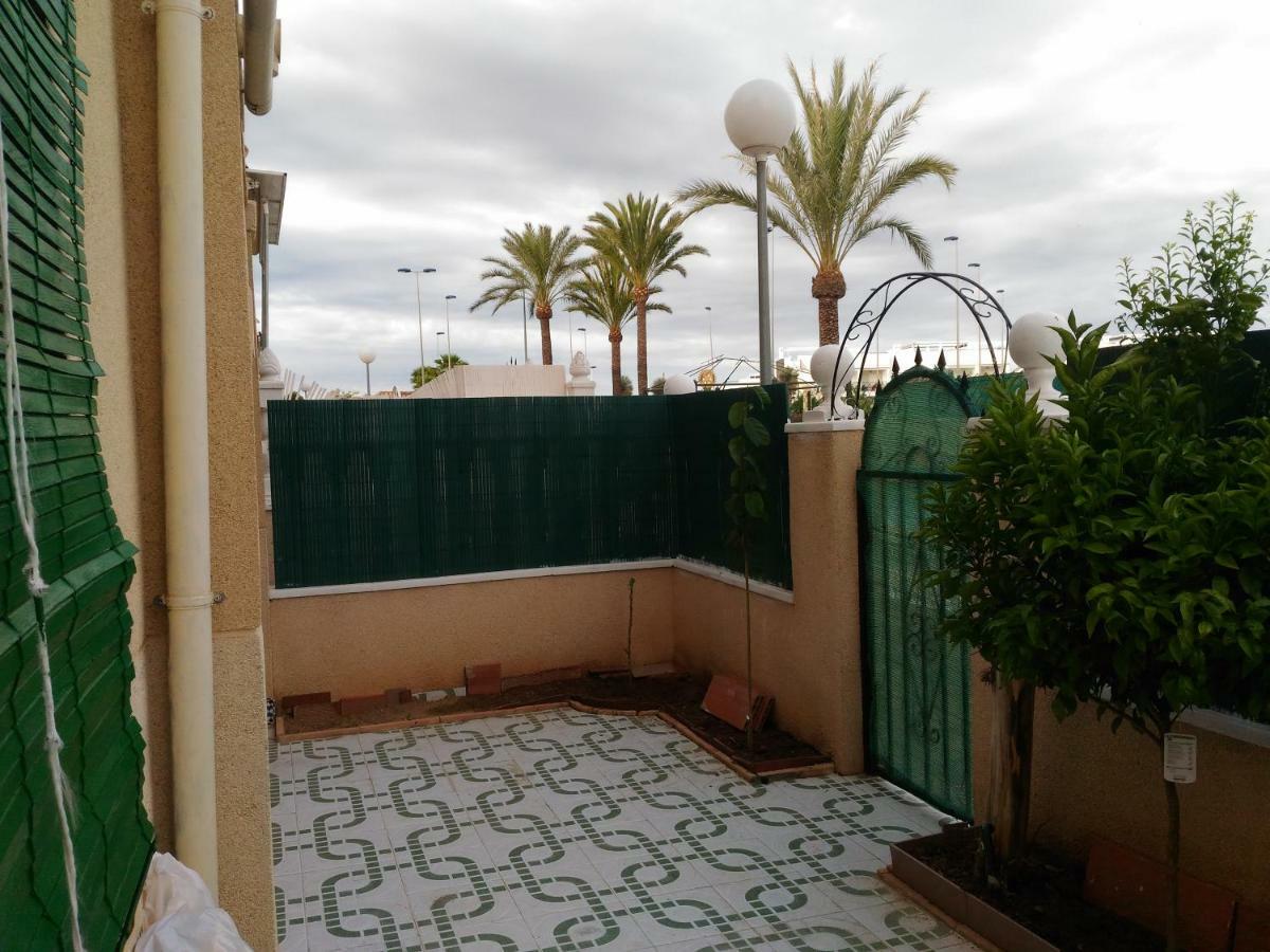 Apartement à La Mata Torrevieja Extérieur photo