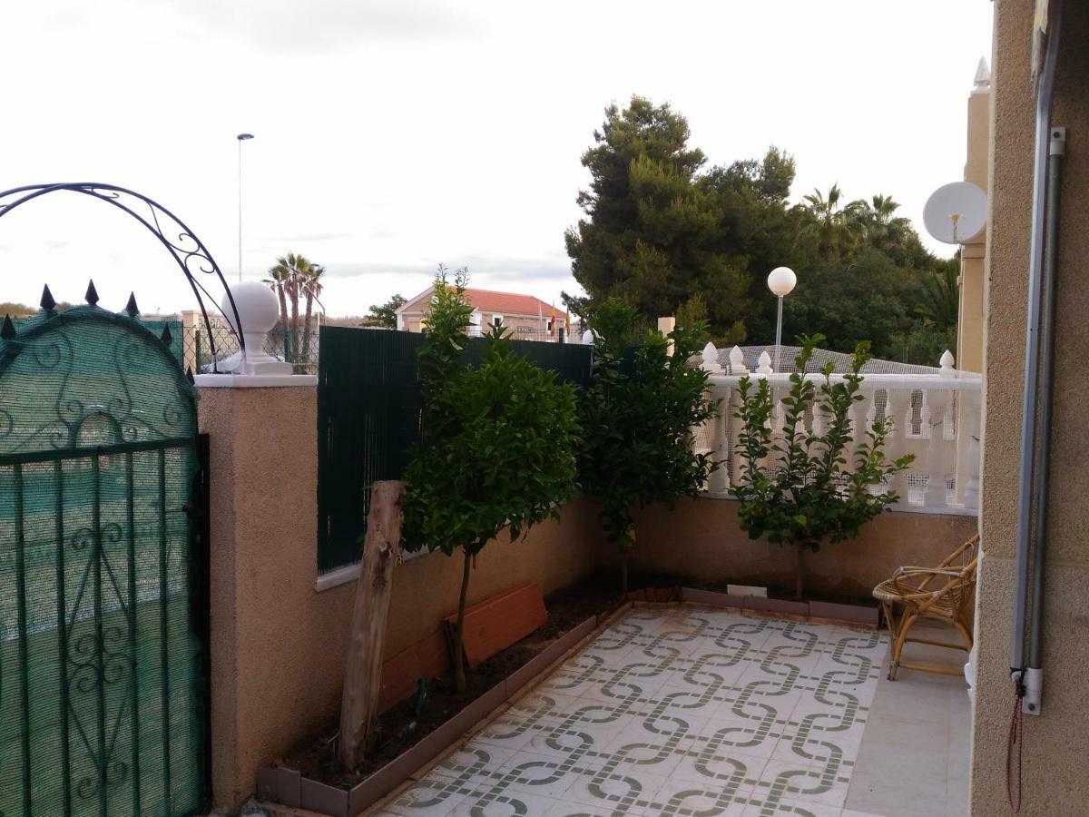 Apartement à La Mata Torrevieja Extérieur photo