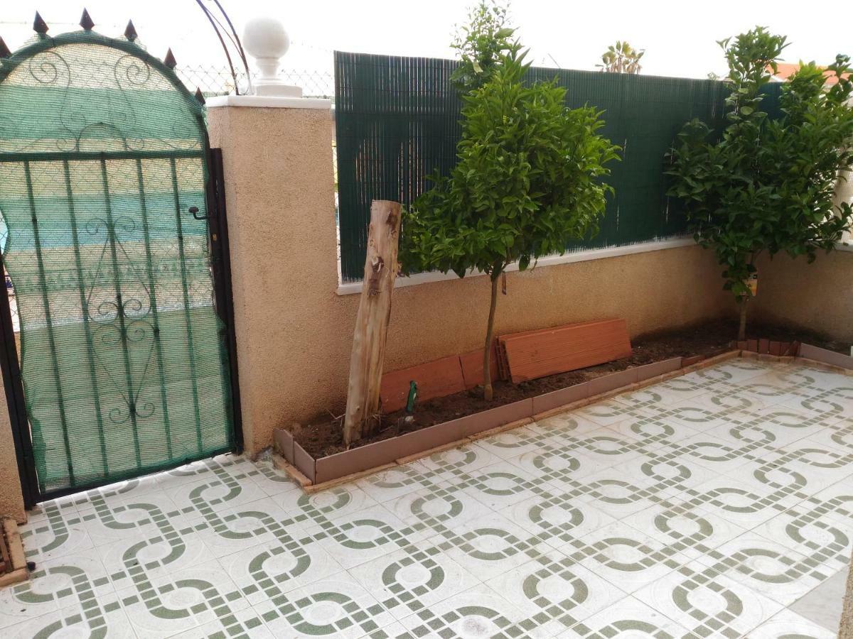 Apartement à La Mata Torrevieja Extérieur photo