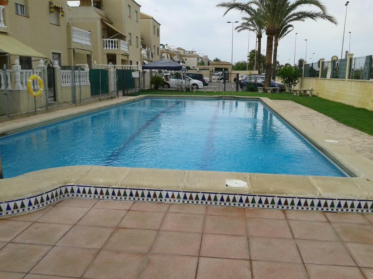 Apartement à La Mata Torrevieja Extérieur photo